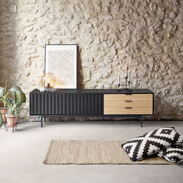 Mueble TV Sierra 140 en ambiente de estilo nórdico