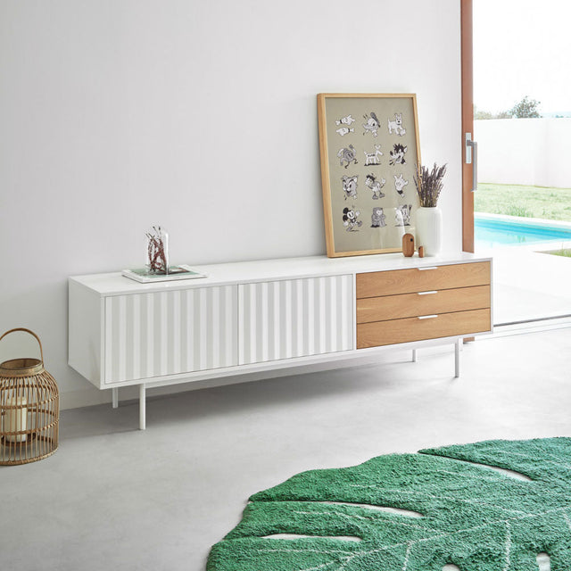 Mueble TV Sierra 140 en ambiente de estilo nórdico