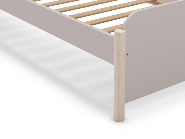 Cama Infantil Lily 199 Crema con acabado crema en ambiente de estilo nórdico