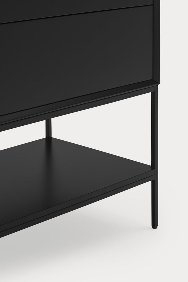 Aparador Platt 220 Negro con acabado negro en ambiente de estilo nórdico