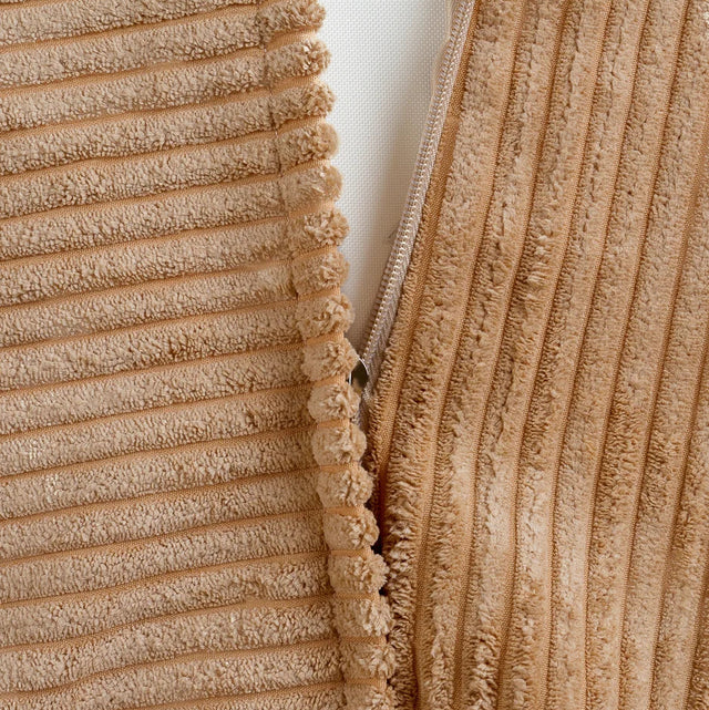Silla Puf Infantil Silla de Pana Marrón detalle de estilo nórdico