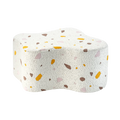 Mueble Puf Infantil Nube de Bouclé & Chenilla Terrazo Blanco con acabado blanco vista principal de estilo nórdico