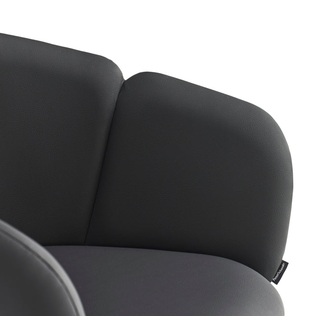 Silla Giratoria 360º ADD Negro Con Reposabrazos y Ruedas con acabado negro detalle de estilo nórdico