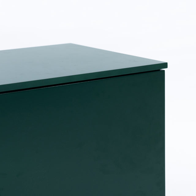 Mueble TV Nolla 200 Verde Musgo con acabado verde detalle de estilo nórdico