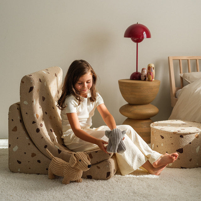 Sillón infantil tejido terrazo Luna con tejido en ambiente de estilo nórdico