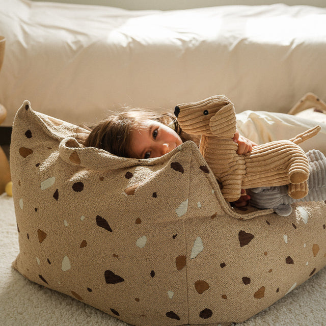 Sofá Puf Infantil Sugar Terrazo en ambiente de estilo nórdico